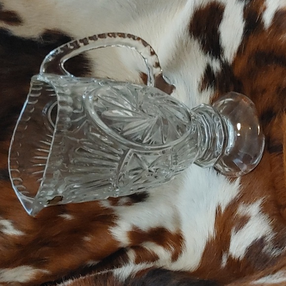 Pinwheel Montpellier Collection Pitcher - Picture 2 of 10